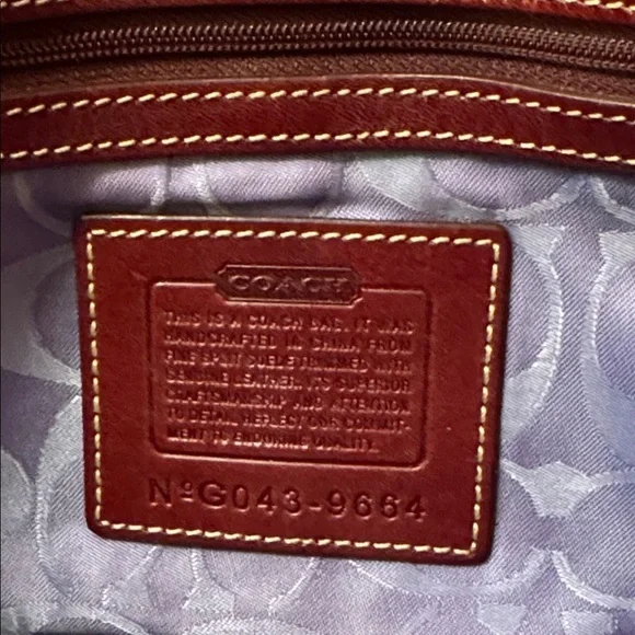 👜Vintage Y2K Coach Burgundy Suede &Leather shoulder bag(9664)